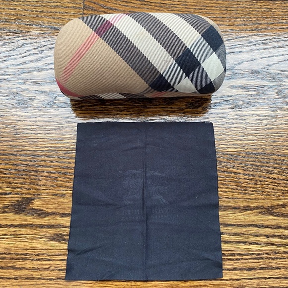 Authentic Burberry Sunglasses - Picture 9 of 14